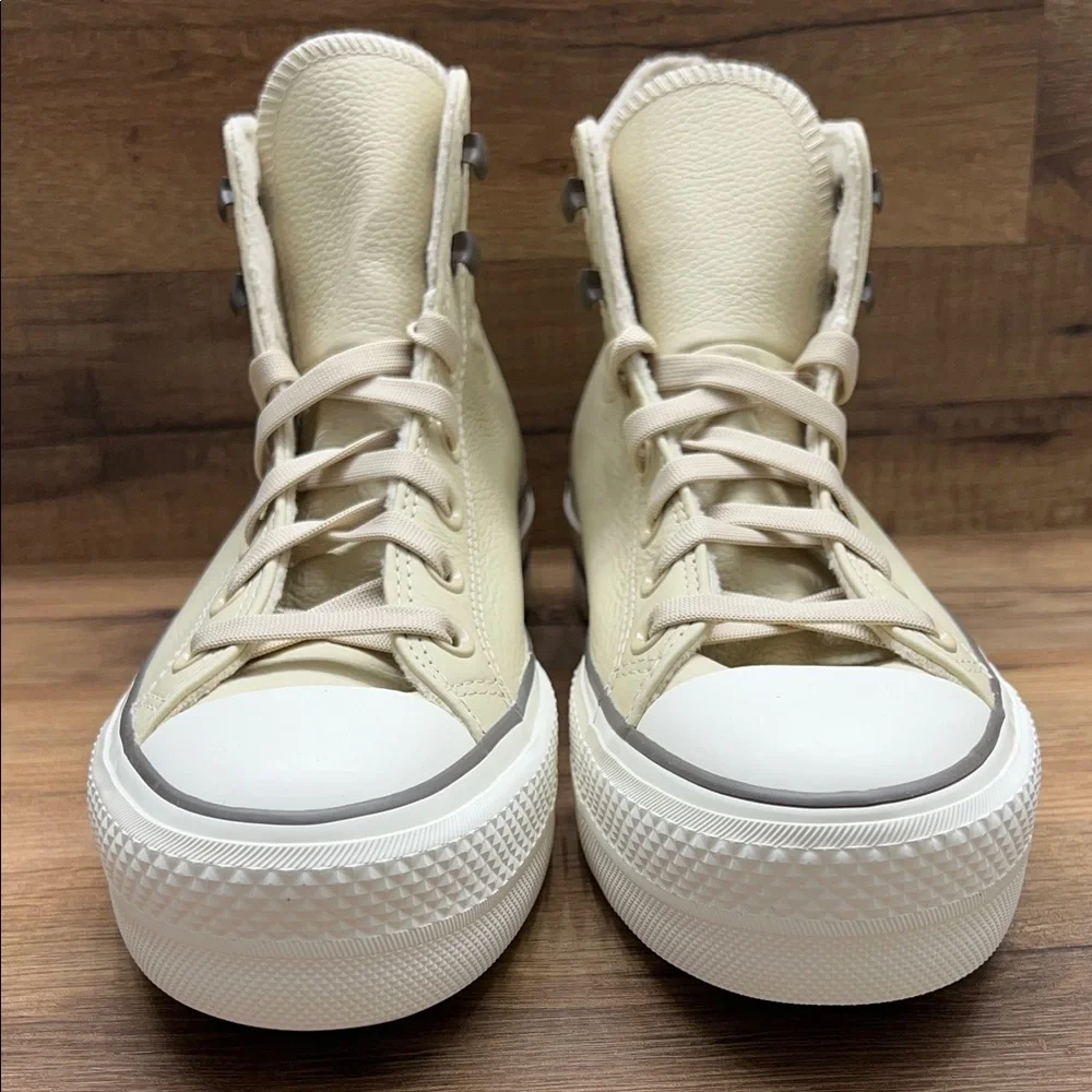 Converse Women's Beige Leather platform Sneakers
